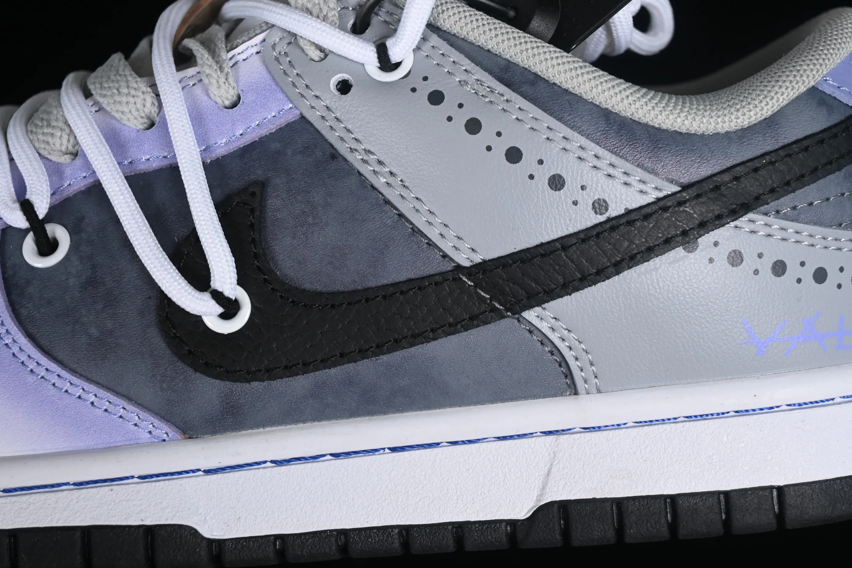 All categories Nk SB Dunk series Nk SB Dunk Low low-top sneakers Special offer Nk Dunk Low Fzbb Little Daisy Valentine's Day gift box Y2K splash ink tie-dye Single noble SB strap low-top casual sneakers DD3363-002